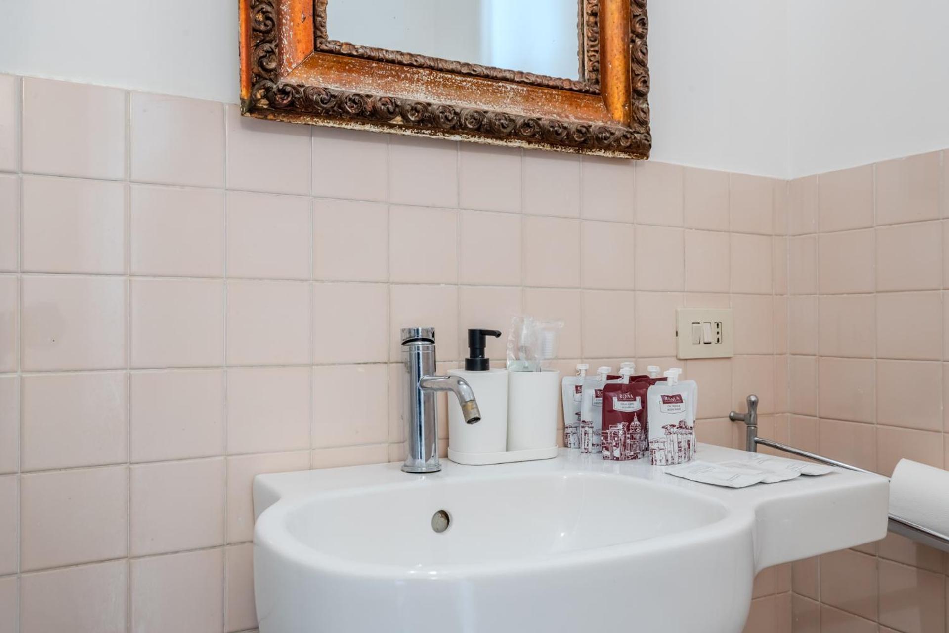 Turati Guest House Roma Esterno foto